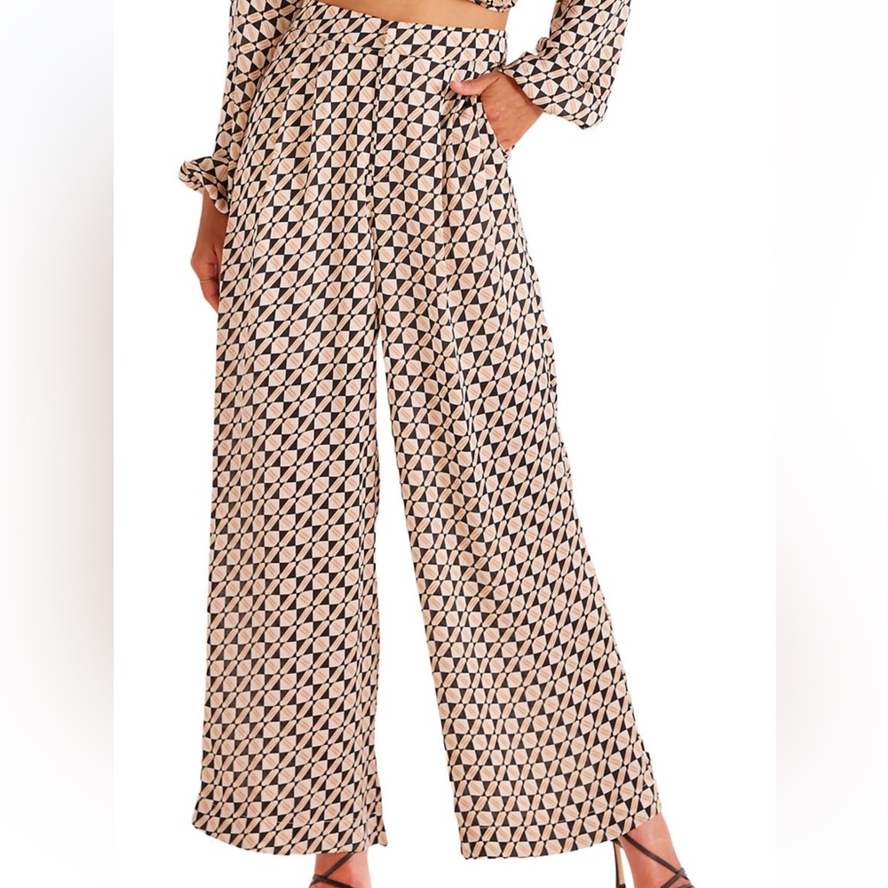 Wide leg printed pants
